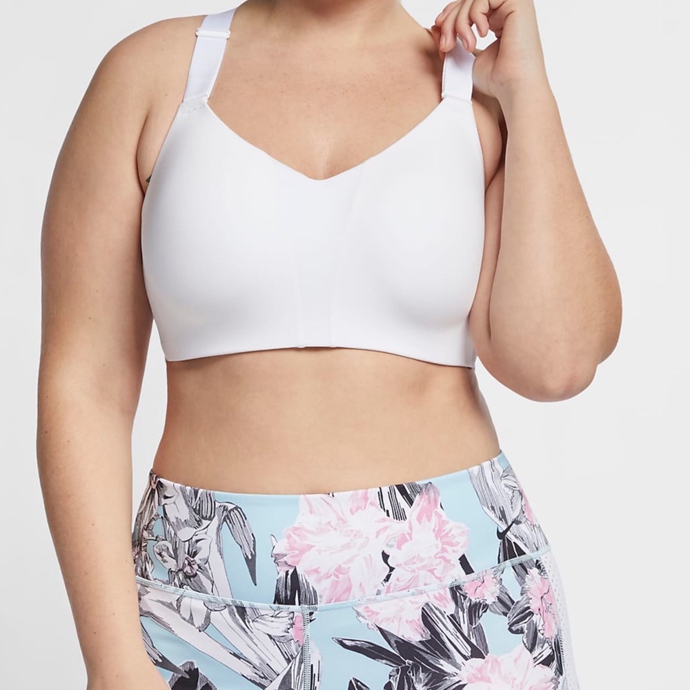 Nike Rival High-Support Sports Bra Size 42DD